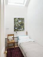 Beautiful 3 Bedroom Home in Bristol