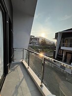 Arrayyan Executive Village Complex Batu