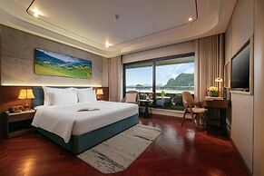 Calista Luxury Cruise