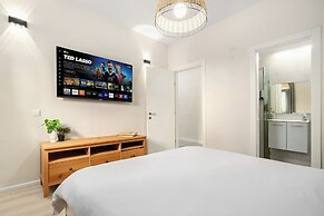 Netanya Beach & Pool Stay by Sea N' Rent