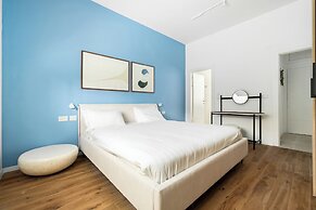 Central & Bright Getaway by Sea N' Rent