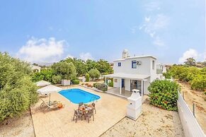 Villa Akti