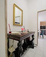 MAESTOSA CASA IN NAPOLI CENTRO