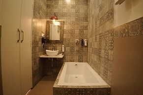 Artistik Abode By Stay Banaras