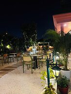 Artistik Abode By Stay Banaras