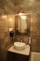 Artistik Abode By Stay Banaras