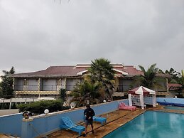 Eden Springs Hotel