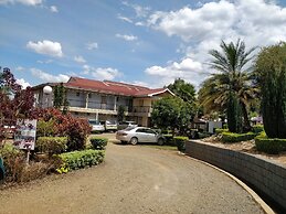 Eden Springs Hotel