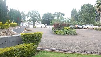 Eden Springs Hotel