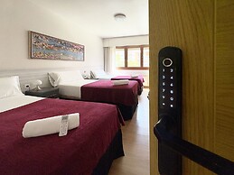 Berceo Rooms Self Check-in
