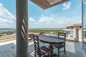 Oceanview 3BR Condo w spa gym