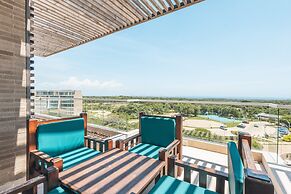 Oceanview 3BR Condo w spa gym