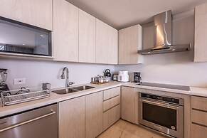 Oceanview 3BR Condo w spa gym