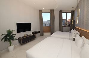 La villa luxury suites