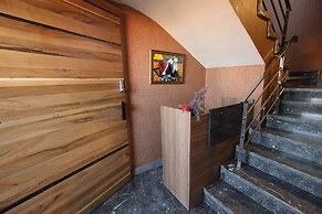La villa luxury suites