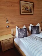 Garni Cir