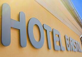 Hotel Bristol