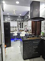 Charming Chennai Home With Modern Amenities