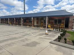 Marulan Motor Inn