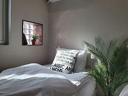 Rabbit Hotel