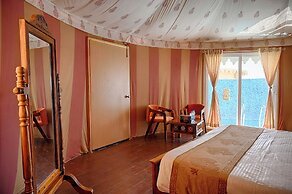 Desert Valley Resort