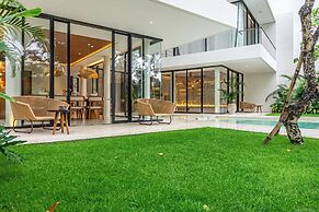 Villa Casa La Brisa by RPM