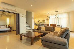 3BR PoolVilla Near Nai Harn Beach V113