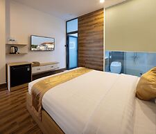 Romance Hotel