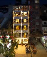 Romance Hotel