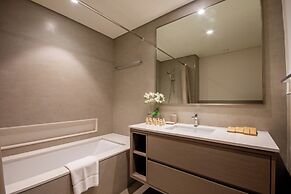 Grande Signature Residences - Downtown