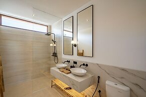Elements B3 Villa Bingin
