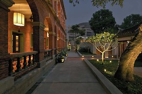 LeeManorHotel