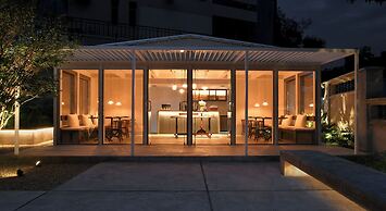 LeeManorHotel