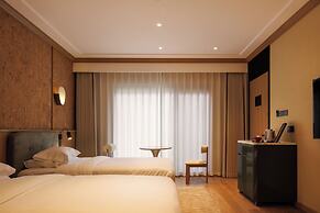 Changbai Mountain Lanpu Design Hotel