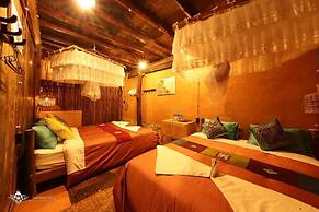 Dinh Đá H'Mông - Karsterly Rock Lodge