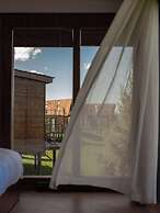 Hongyuan Weilu Nomadic Luxury Camp