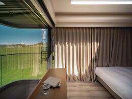 Hongyuan Weilu Nomadic Luxury Camp
