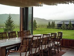 Hongyuan Weilu Nomadic Luxury Camp