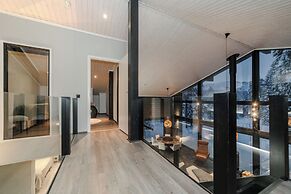 Villa Ailo - Quality Villa with Sauna & Jacuzzi