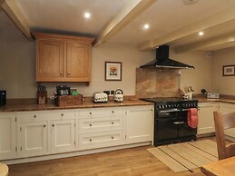 Stone & Fleece Cottage