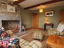Stone & Fleece Cottage