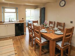 Stone & Fleece Cottage