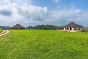 Nanda Hill Resorts