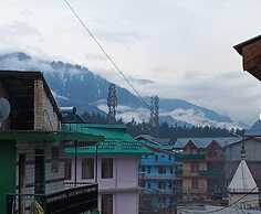 Hotel Potala Manali