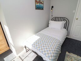 Larkspur Cottage