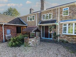Larkspur Cottage
