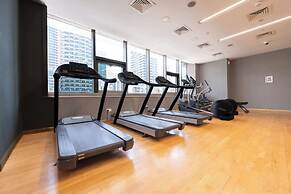 Dubai Marina Sleeps 3 Very Close to the Beach