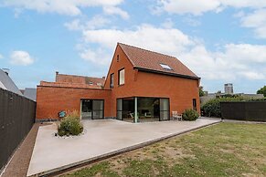 Charming Chic Stay With Garden Views Parking