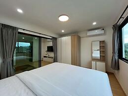 Hill Bay Suites