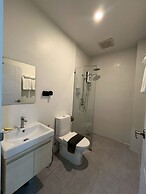 Hill Bay Suites